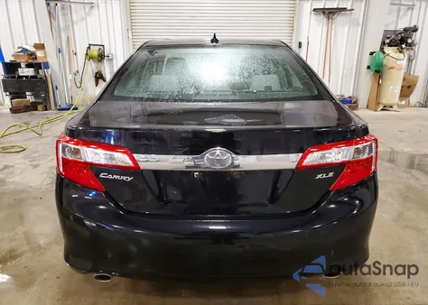 2012 Toyota Camry Se z USA, uszkodzony, nr VIN 4T1BK1FK2CU522705